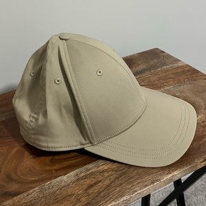 Lululemon Men’s SnapBack Hat